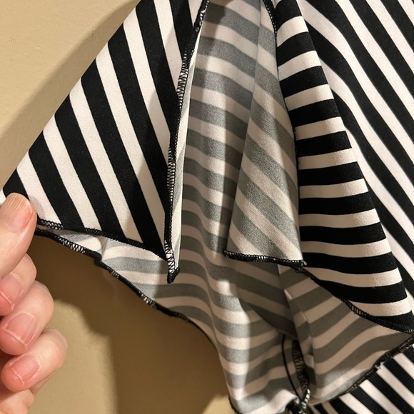 Vintage 70’s Crystal Black White Stripe Open Shoulder Mini Dress XS Flapper Goth - Picture 3 of 6